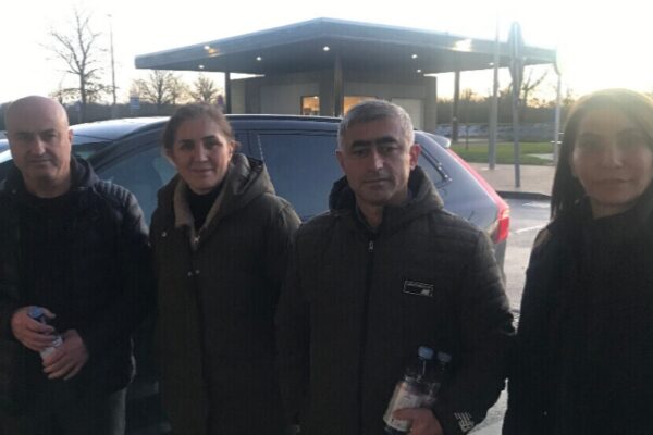 Британские полицейские задержали курдов на пути в Париж
