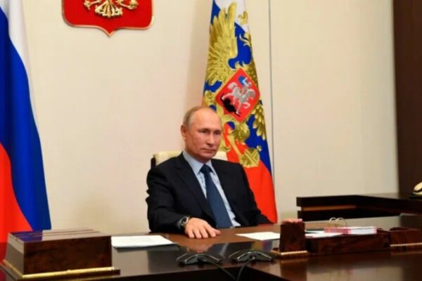 Путин внес в Думу проект о прекращении действия в отношении РФ договоров Совета Европы