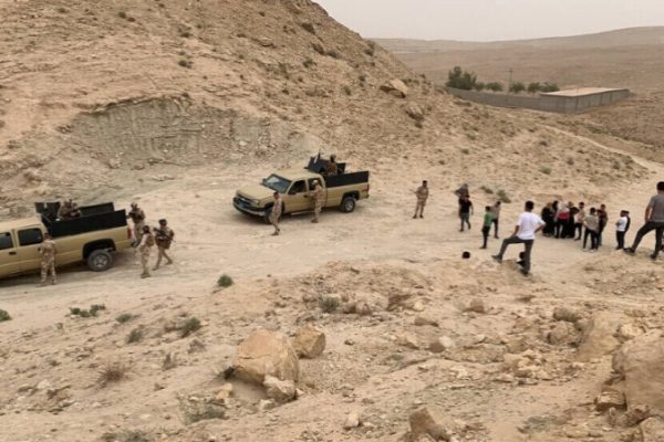 Иракская армия пытается перекрыть подачу воды в лагерь Махмур