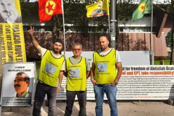 583-я неделя пикета в поддержку Оджалана в Страсбурге