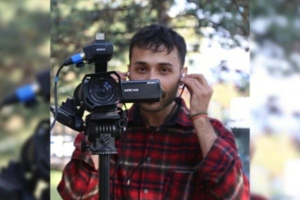 Журналист Арслан останется в тюрьме по решению суда