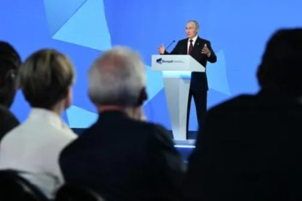 Путин отметил, что Западу всегда нужен враг для оправдания экспансии