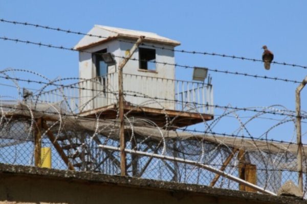Заключенные  продолжают голодовку четвертый день