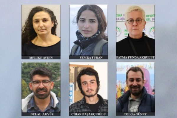 В Измире задержаны шесть журналистов