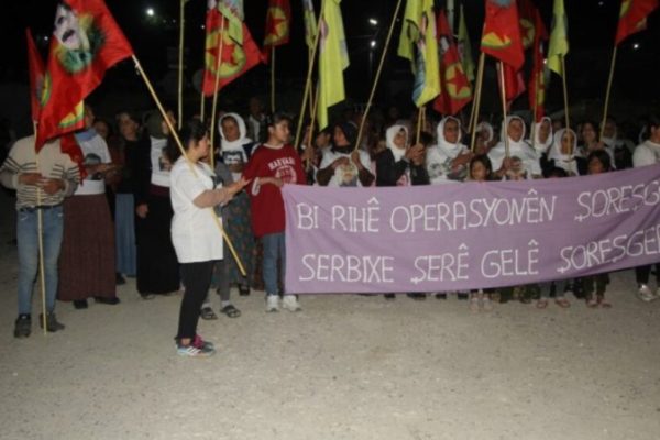 Марш в поддержку партизан в лагере Махмур