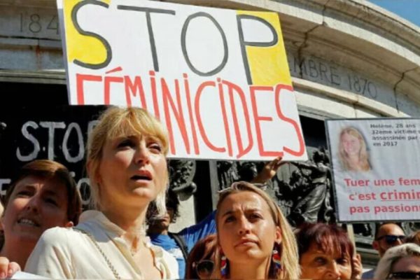 Парламент Евросоюза впервые утвердил правила ЕС по борьбе с насилием в отношении женщин