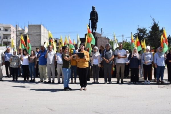 ДДО протестует против изоляции Оджалана