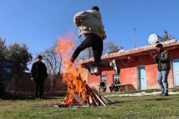 Молодежь зажгла огонь Науроза в родной деревне Абдуллы Оджалана