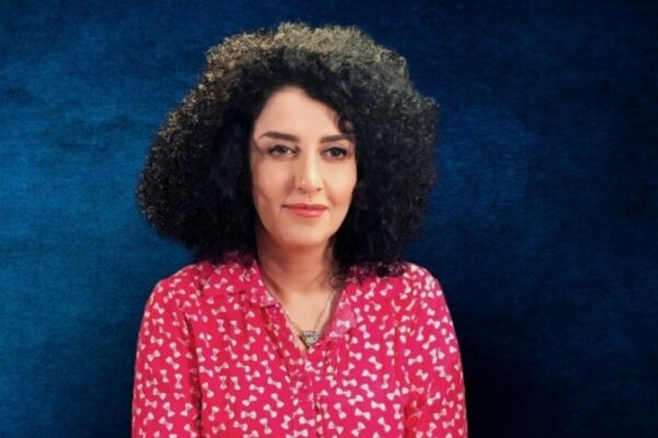 Наргиз Мухаммади поддержала политзаключённую Вариши Муради, приговорённую к смертной казни