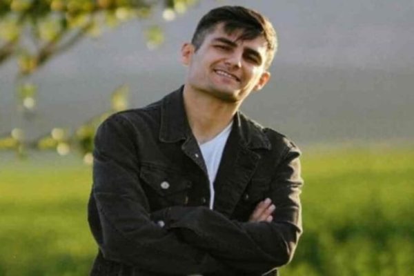 Иранский режим арестовал курдского художника Амина Керими