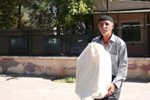 Кости сына доставлены в коробке: те, кто страдал подобно мне, хотят мира
