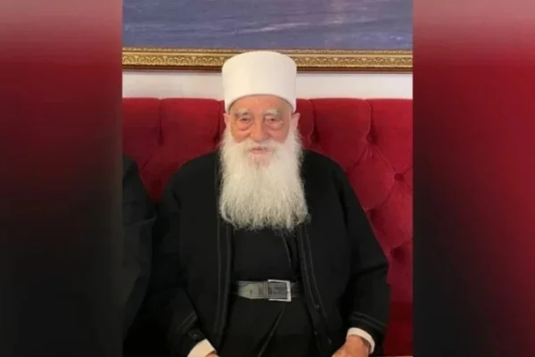 Шейх Хамуд Аль-Ханави призывает снять блокаду с Сувейды и критикует переходное правительство