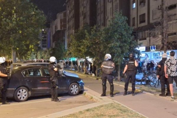 Студенческие протесты в Сербии: столкновения с полицией в Белграде и Нови-Саде