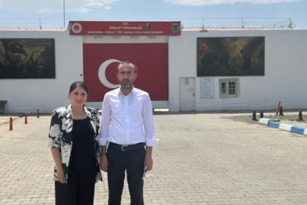 В тюрьмах типа Т в Хилване систематически нарушаются права заключённых