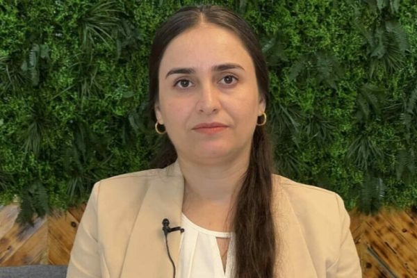 «Женщины Сирии должны объединиться и работать вместе для защиты своих прав»