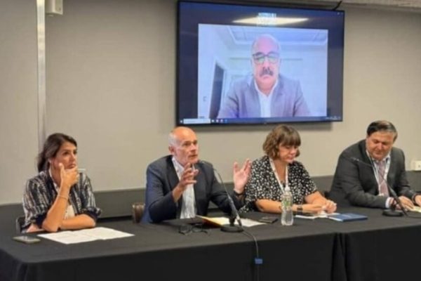 Делегация АДС представила видение будущего Сирии на Конгрессе британских профсоюзов