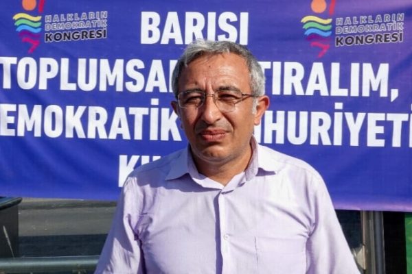 Карабулут: молчание профсоюзов о курдском вопросе не защитит рабочих