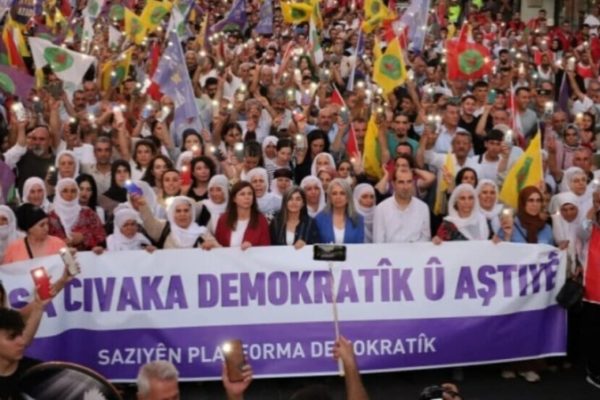 Восстановление общественной жизни в Амеде на низовом уровне