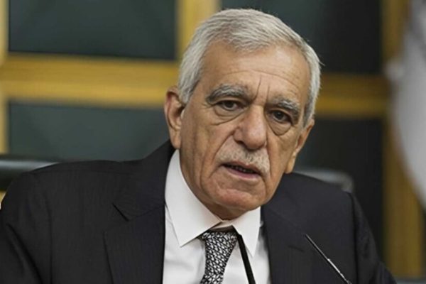 Ахмет Тюрк оправдан по делу о «пропаганде организации» после длительного судебного разбирательства