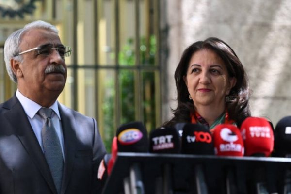 Делегация Имралы отправилась на встречу с Эрдоганом: мы обсудим шаги, которые необходимо предпринять