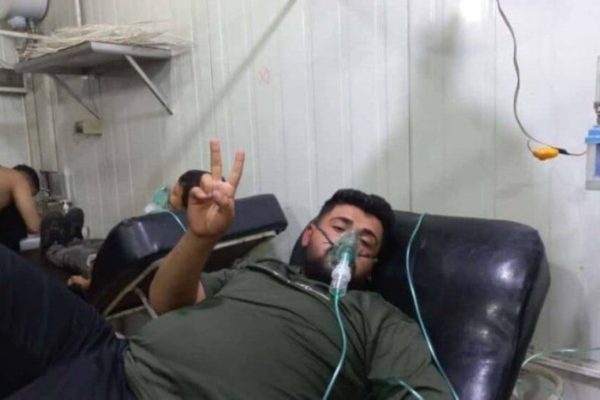 Десятки пострадавших после применения слезоточивого газа силами переходного правительства в Алеппо