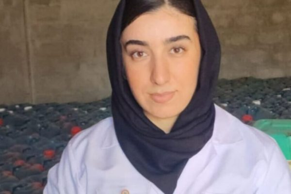 Курдская художница Хавже Хасан получила международную награду в Лондоне