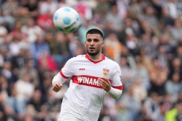 Курдский футболист сборной Германии Дениз Ундав подвергся расистским нападкам после матча в Стамбуле