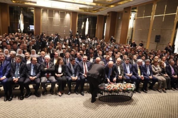 Нуман Куртулмуш: назначенцы остаются у власти, этому должен быть положен конец