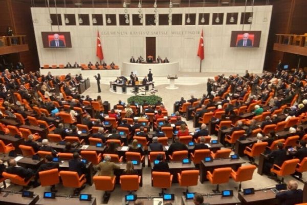 Парламент Турции продлил военные мандаты в Сирии, Ираке и Ливане на три года