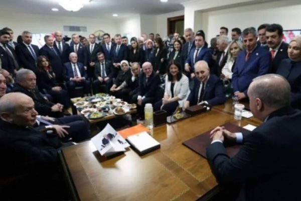 ПРДН, ПНД и президент Эрдоган провели встречу в парламенте
