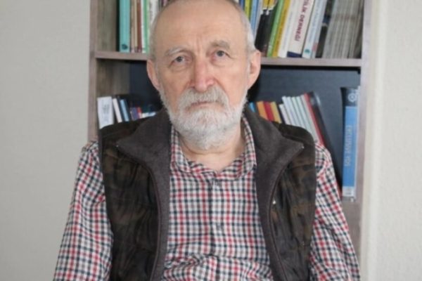 Состояние журналиста Хусейна Айкола остается критическим