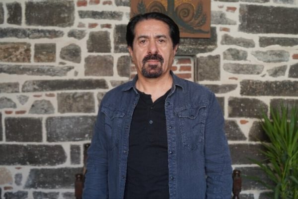 Сулейман Чарнева: искусство не может развиваться без мира