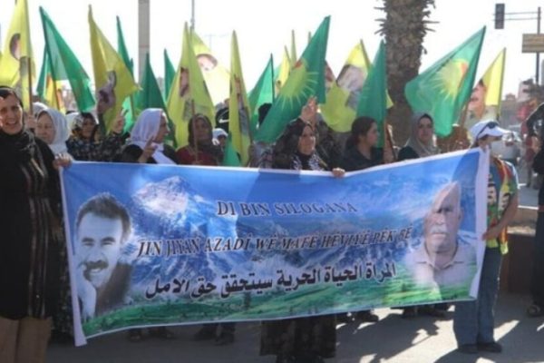 Тысячи людей прошли маршем, требуя физической свободы Абдуллы Оджалана