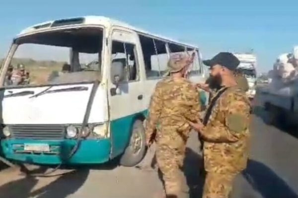 В Дейр-эз-Зоре подорван автобус переходного правительства: 3 погибших и 9 раненых