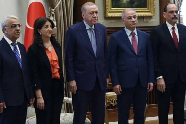 Встреча делегатов на Имралы и Эрдогана отложена до 30 октября