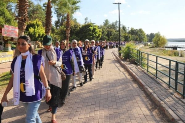 Женщины на мосту Биреджик: мир принесет лишь борьба женщин