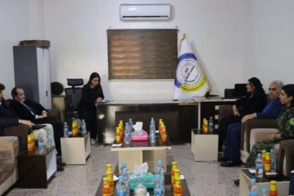 Автономная администрация передала Испании женщину и ребёнка из семей ИГИЛ