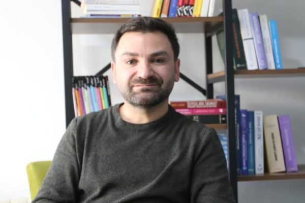 Хусейн Ароль: в Турции растет число случаев самоубийств