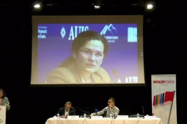 Ильхам Ахмед: коммунальная система объединяет народы и становится необратимой реальностью