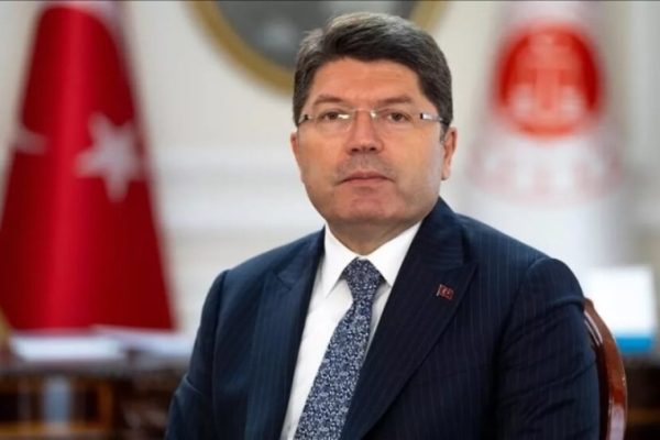 Йылмаз Тунч: решение по делу Демирташа рассматривается судом