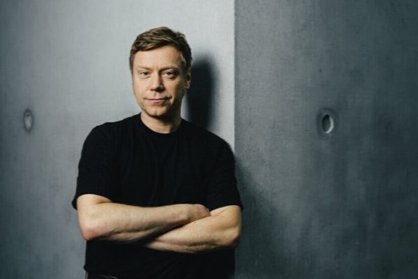 Мартин Ширдеван: антифашизм криминализируют, пока крайняя правица набирает легитимность