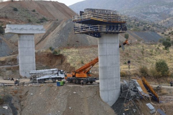 Отчет о смертях на строительстве моста в Кульпе: выявлена халатность