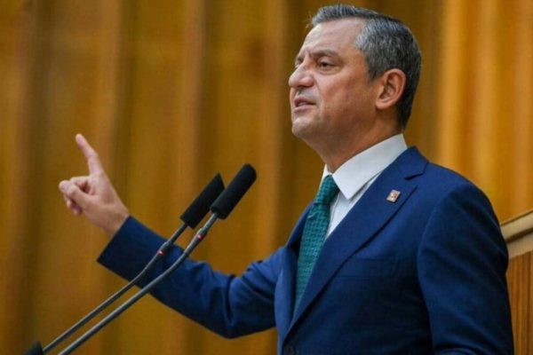 Озгюр Озель извинился за позицию НРП по делу Демирташа и поддержал его освобождение