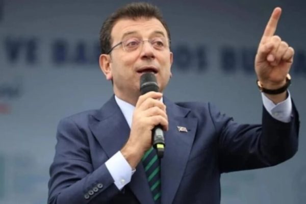 Прокуроры Турции потребовали приговорить мэра Стамбула Имамоглу к 2 000 годам тюрьмы