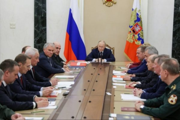 Путин обсудил с Совбезом заявления США о возможных ядерных испытаниях