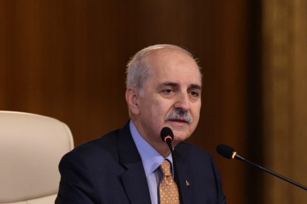 Спикер Парламента Турции встретился с координаторами политических партий