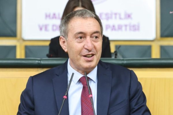 Тунджер Бакырхан: прекращение сфабрикованных дел — ключ к продвижению мирного процесса