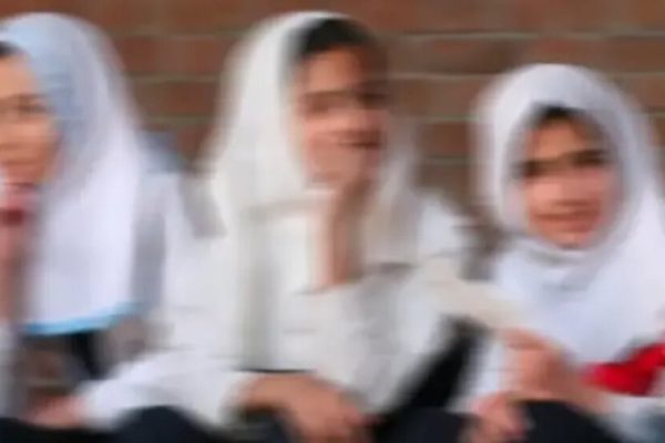 В Иране под видом «исламского брака» девочек продают онлайн: скрытый рынок шокирует страну