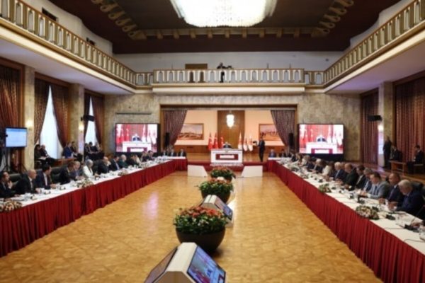 Завтра комиссия парламента заслушает доклады МВД, Минобороны и МİT на ключевом заседании