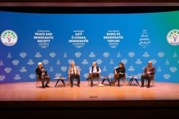 Конференция: Оджалан — лидер демократизации курдов и правового участия